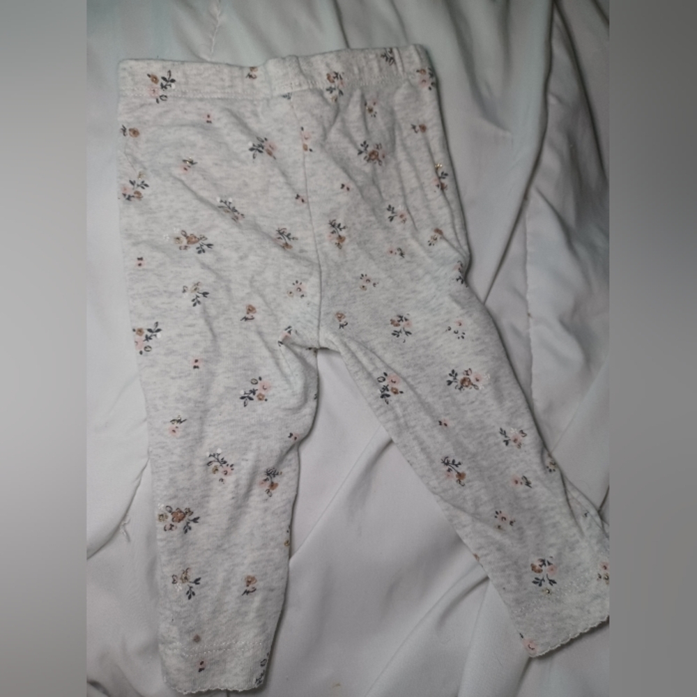 Floral pants size 6M - Picture 3 of 7